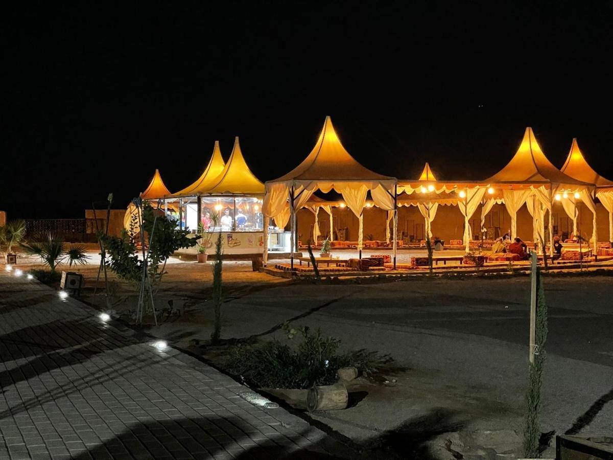 ワディ ・ラム Al Sultana Luxury Campヴィラ エクステリア 写真