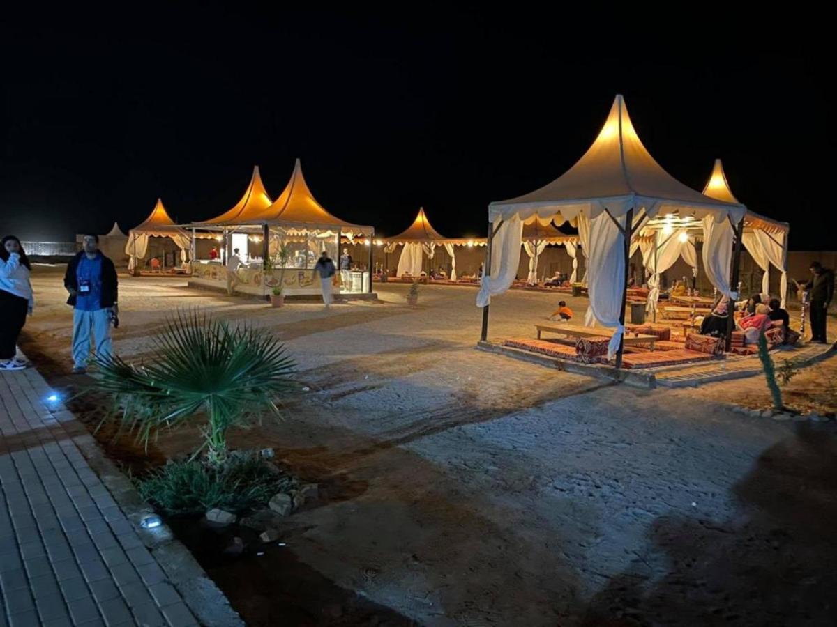 ワディ ・ラム Al Sultana Luxury Campヴィラ エクステリア 写真