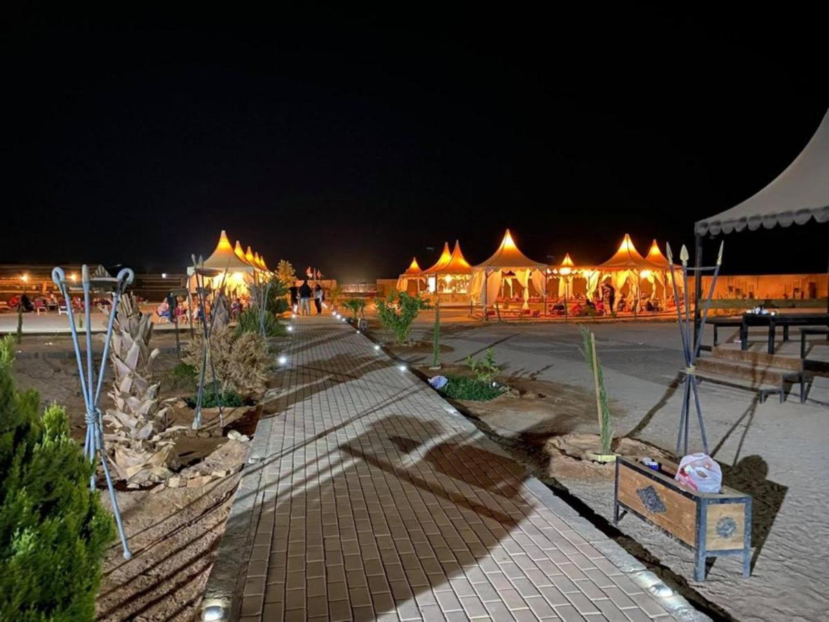 ワディ ・ラム Al Sultana Luxury Campヴィラ エクステリア 写真