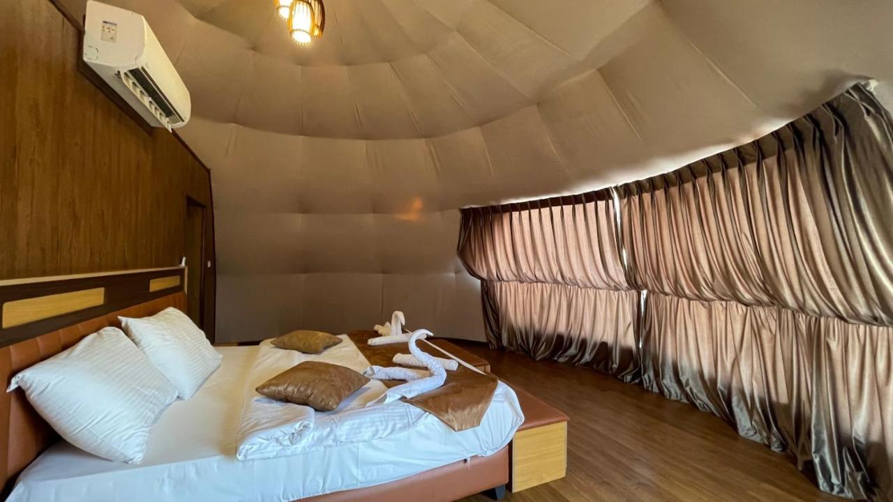 ワディ ・ラム Al Sultana Luxury Campヴィラ エクステリア 写真
